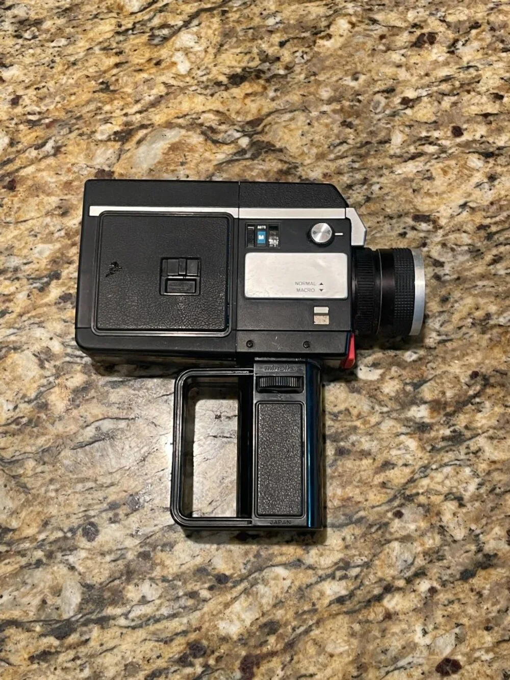 Vintage Minolta XL-400 Super 8 film camera